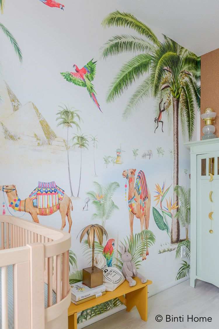 Babykamer Behang Met Palmbomen En Kamelen Van Creative Lab