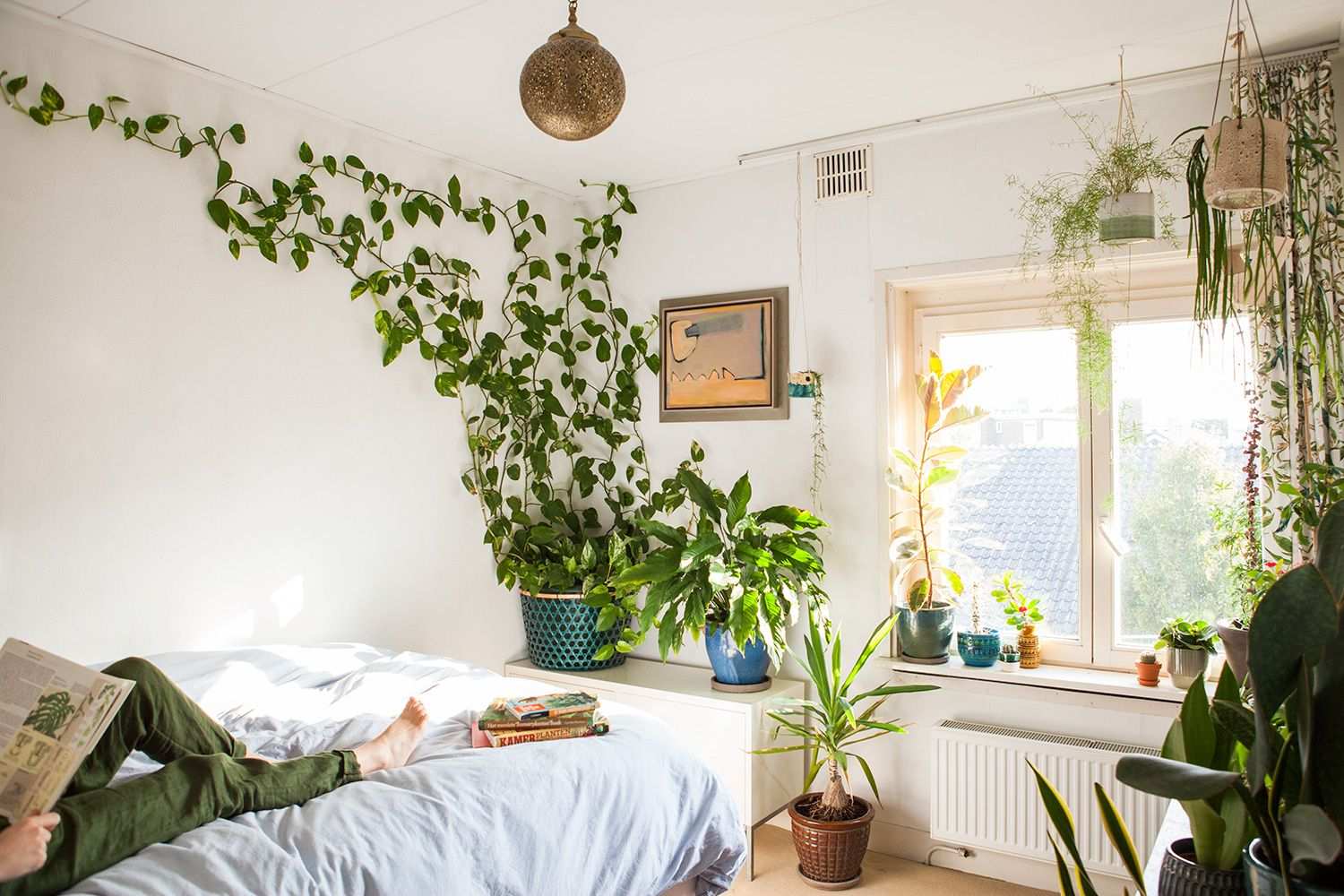 Binnenkijken In Het Huis Vol Planten Van Mamabotanica Ideeen Voor Thuisdecoratie Een Slaapkamer Inrichten Gave Kamers