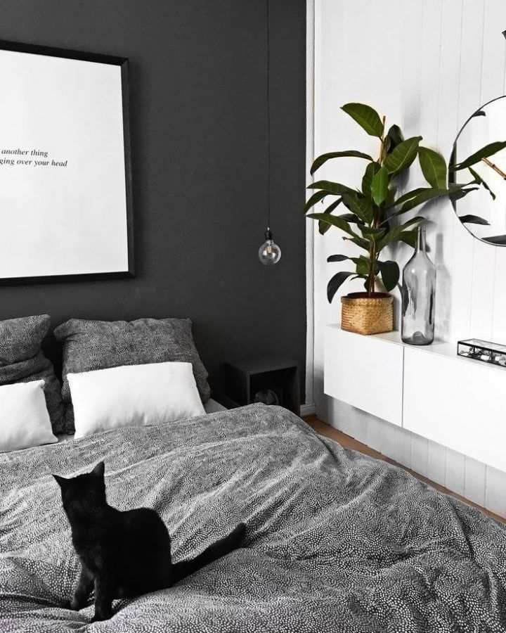 Zwart En Wit Minimalistische Slaapkamer Met Plant Interiordesign Bedroom Marlos Pfingsten Minimalistische