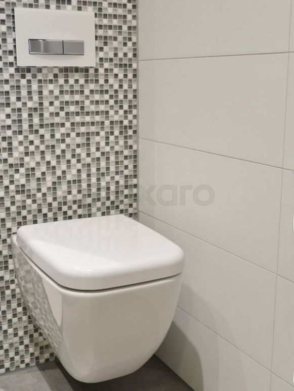 Toilet Inspiratie Hangend Toilet Met Mozaiek Modern Toilet
